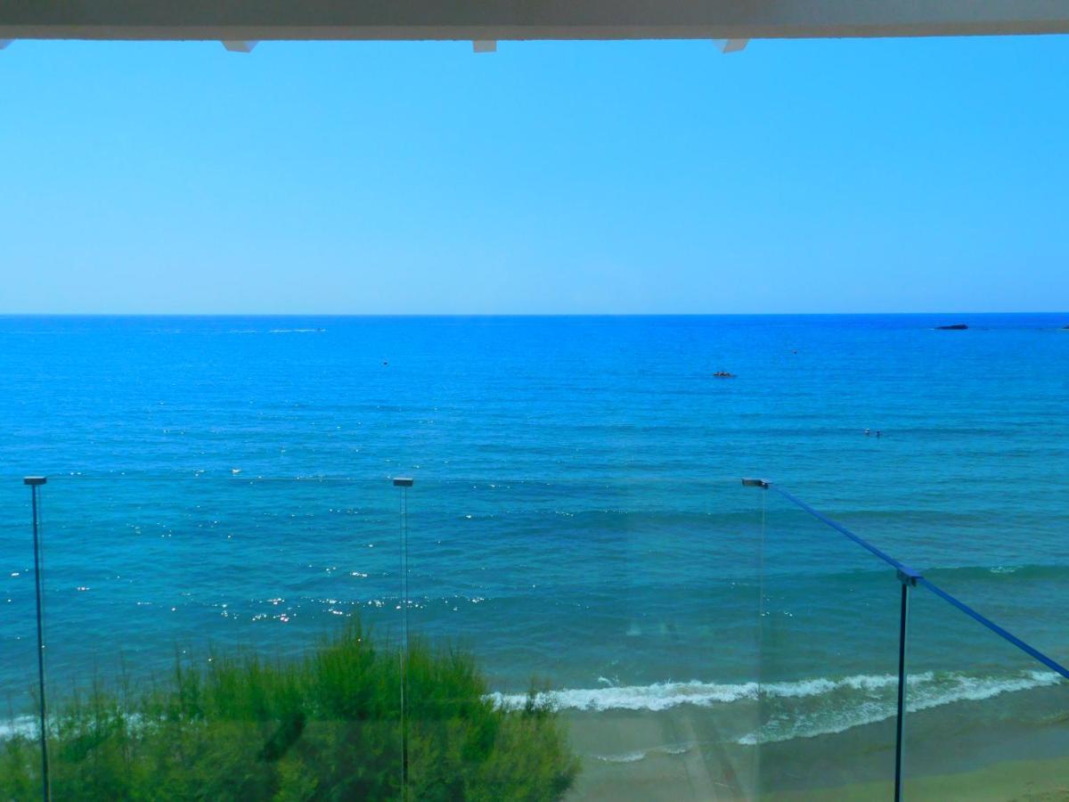 Apartamento Aktis Makrigialos Luxury Apts *